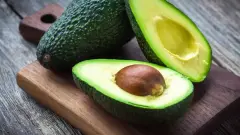 Modern Beslenmede Karaciğer Dostu Bir Mucize: Avokadonun Yağlanmayı Durduran Gücü ve Hepatologların Güncel Reçetesi! - Sağlık Haber